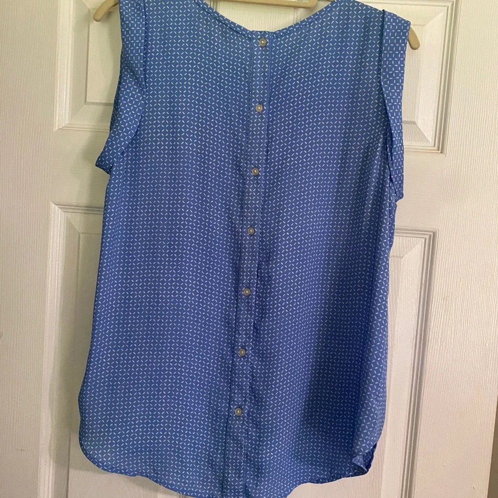 LOFT Blue Patterned Tank Top - Picture 3 of 3